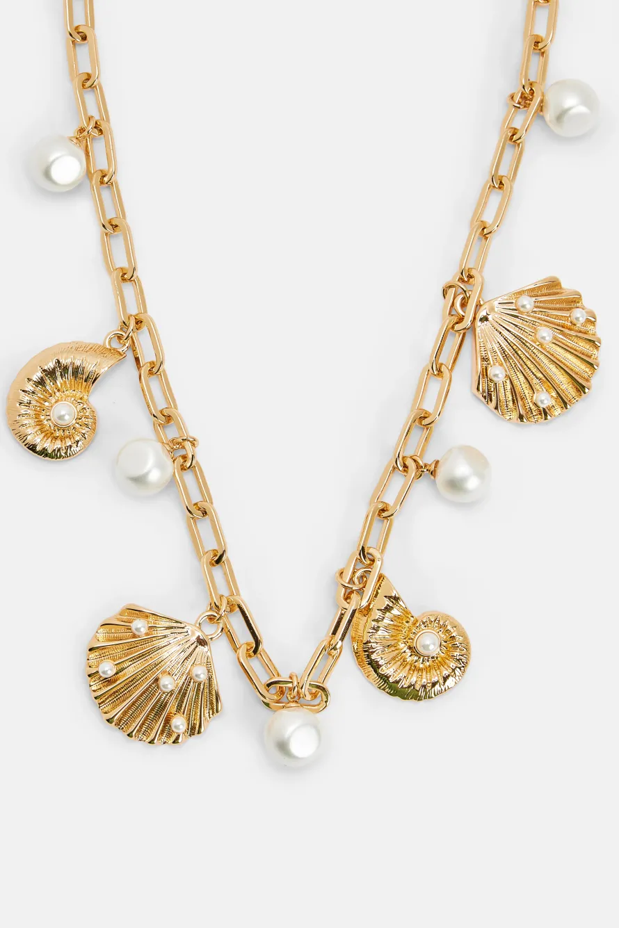 Pearl Shell Charms Necklace in Gold